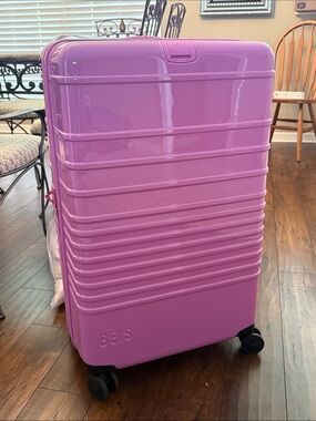 BEIS Hard-Shell Large Check in Spinner - glossy pink